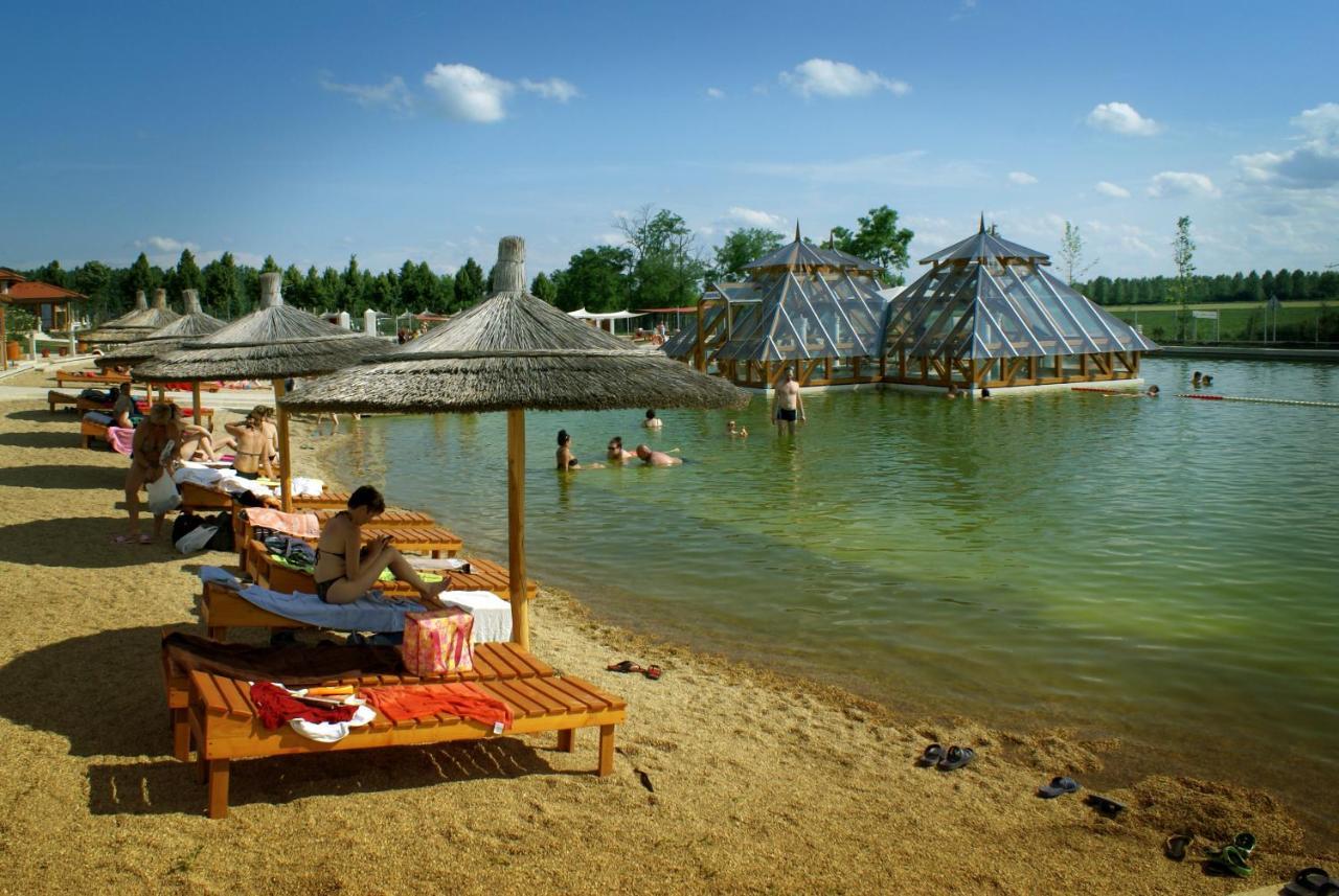 Egri Korona Borház és Wellness Hotel Demjén Exterior foto